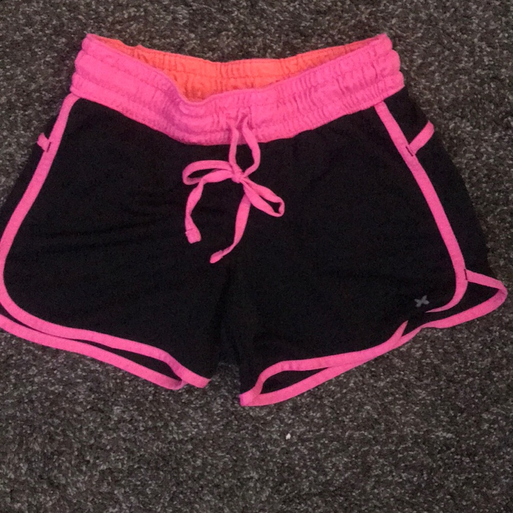 Running shorts